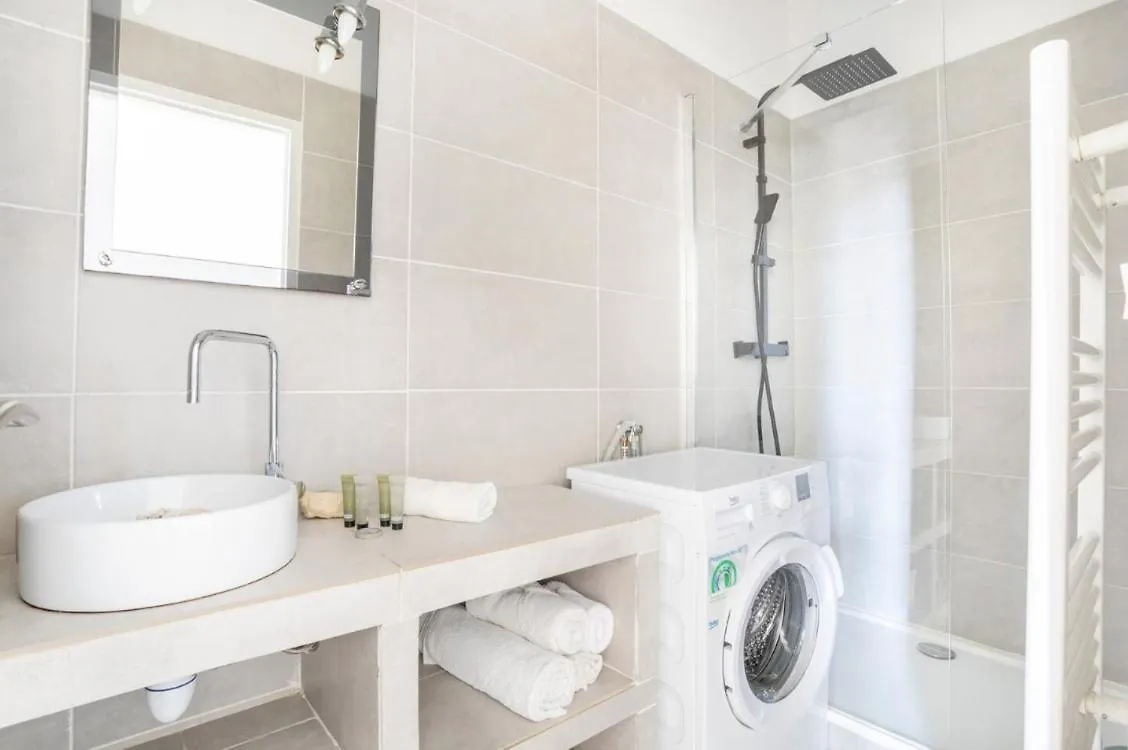 Appartement Cosy Au Coeur Du Panier Marseille 0*,  France